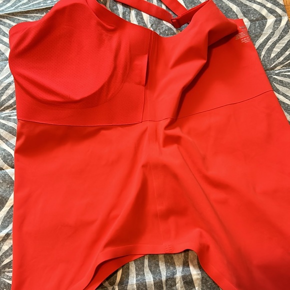 Knix - Picture 11 of 13